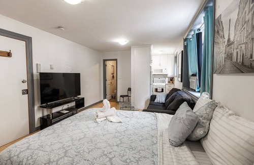 ByWard Market Apartment | Lovely Apt Downtown Ottawa 28D