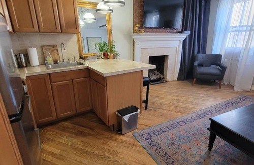 East Village Apartment | Lovely Apt with Queen Bed & Queen Murphy Bed, Close to Subway, Sleeps 4