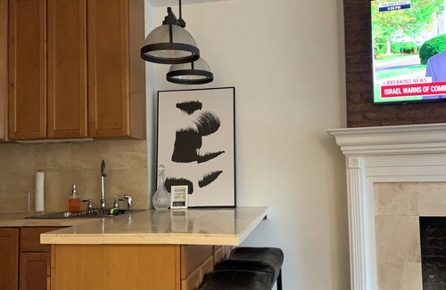 East Village Apartment | Lovely Apt with Queen Bed & Queen Murphy Bed, Close to Subway, Sleeps 4
