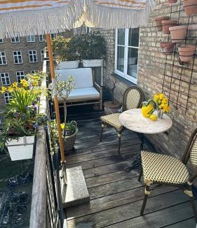 Vesterbro Apartment | Lovely Big apartment in Copenhagen Vesterbro