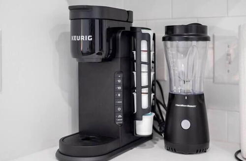 Downtown Columbus Apartment | Lovely Blue Boho 1BR Suite - Columbus!