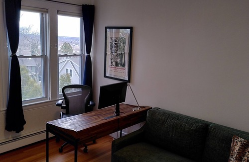 Arlington Apartment | Lovely, bright 2-BR in historic Arlington