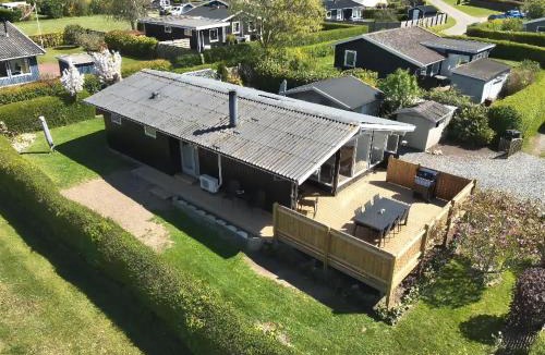 Karrebksminde House | Lovely Bright Cottage Near Karrebæksminde