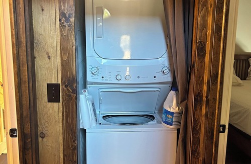 Speculator Cabin | Lovely cabin with WiFi in charming Speculator