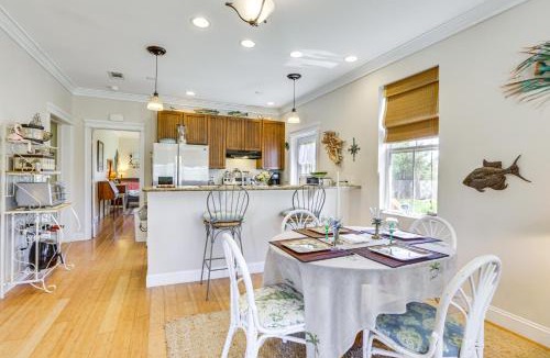Carrabelle House | Lovely Carrabelle Home with Lake Views and Pool Access
