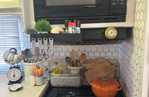 Poplarville House | Lovely class A motorhome