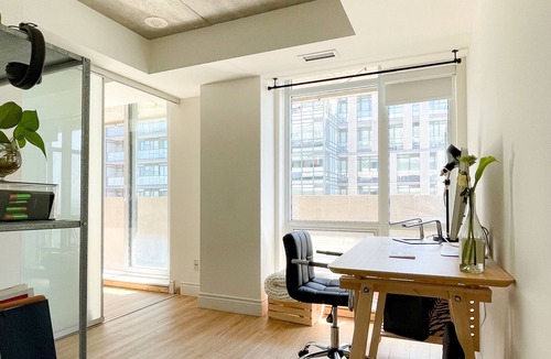 Little Portugal Condo | Lovely condo in Liberty Village with home office & parking