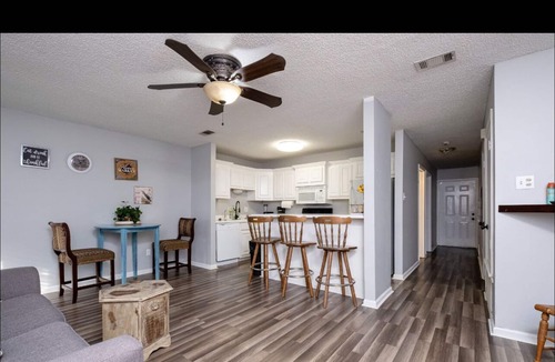 Sherwood Condo | Lovely condo in sherwood with pool