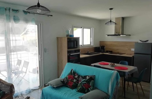 Saint-Jean-de-Monts Apartment | Lovely, cosy villa, air-conditioned, wifi, private garage, located 200 m from the beach.