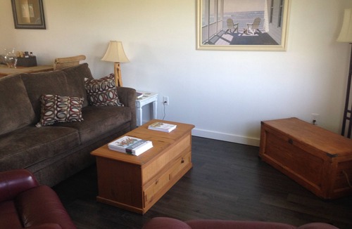 Darnley Cottage | Lovely Cottage...A Stone's Throw From Stunning Thunder Cove Beach