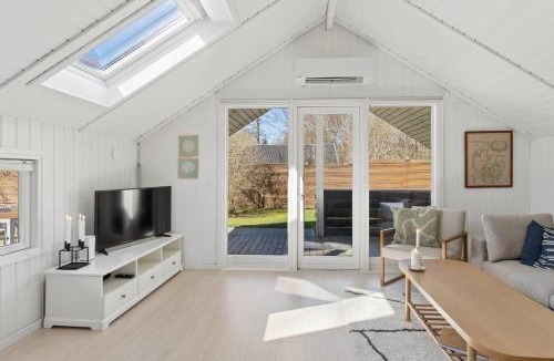 Hoeve Strand House | Lovely Cottage Close To A Beautiful Beach