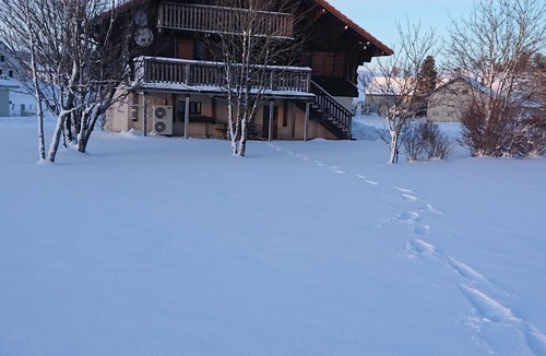 Chaux-Neuve Ski Chalet | Lovely cottage for nature lovers.