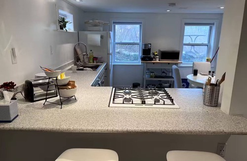 Robesonia House | Lovely cottage for your group