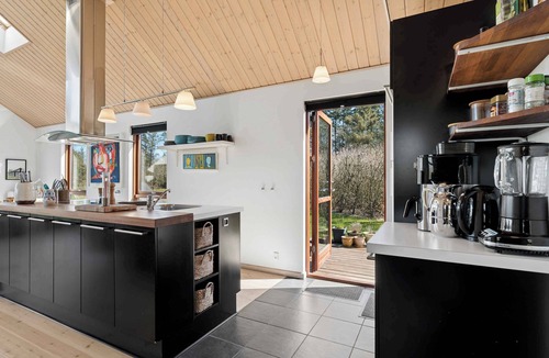 Ringkøbing-Skjern Municipality House | Lovely cottage next to Dejbjerg Golf Club
