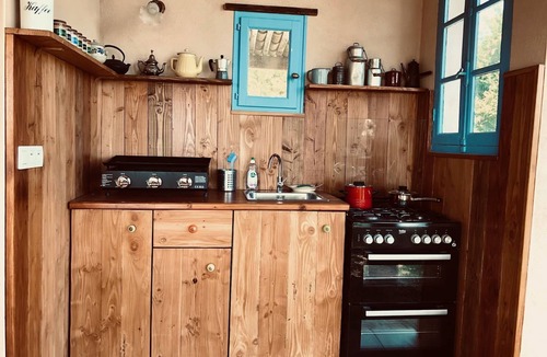 La Bruguiere Cottage | Lovely cottage with heated und covered pool, garden and terraces near Uzès