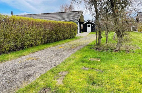Kramnitse House | Lovely cottage with secluded garden