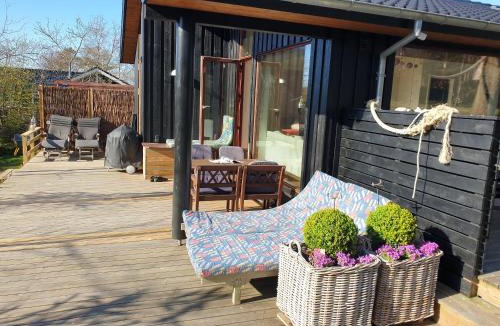 Udsholt House | Lovely Cottage With Shelter And Nature