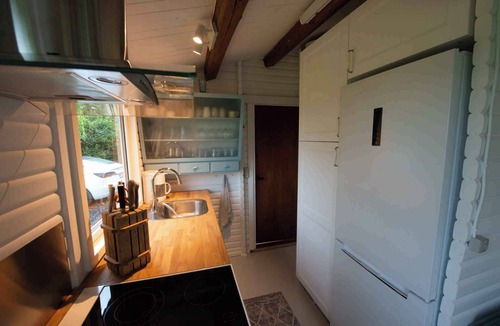 Holbaek House | Lovely cottage with wilderness bath and view