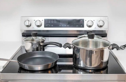 Saint-Hubert Apartment | Lovely Cozy Getaway with Free Parking Included