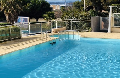 Sete Apartment | Lovely, cozy studio with garden terrace and parking.