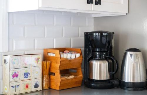 Del Rey House | Lovely Culver City Home 8 Mins to Beach Close to LAX