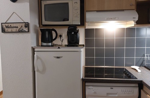 Bagneres-de-Luchon Apartment | Lovely downtown T2 with view of Superbagnères