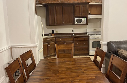 Albany Apartment | Lovely Downtown 2 Bedroom Loft