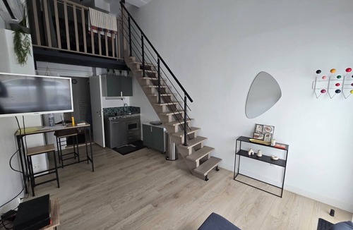 Valence House | Lovely duplex STUDIO Cosy
