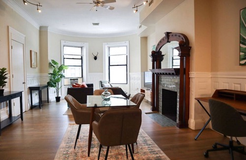 Fenway–Kenmore Apartment | Lovely Fenway 1br | New to VRBO!