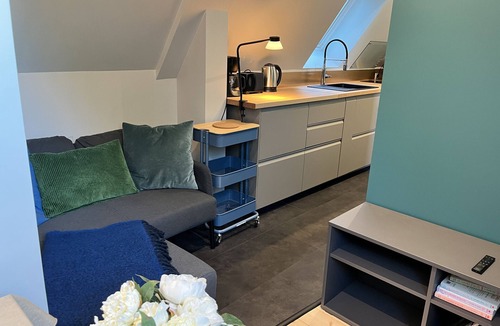 Thil-Manneville Apartment | Lovely flat in an old farmhouse in the countryside