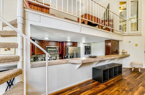 The Hills House | Lovely Gated Community on the Golf Course/w Pooln