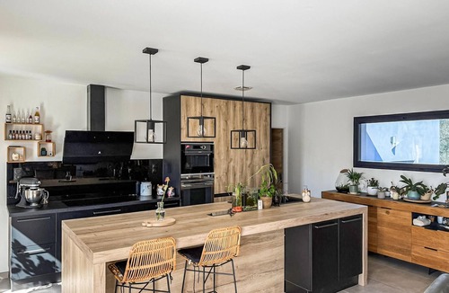 Saint-Cesaire-de-Gauzignan House | Lovely home in Saint-Césaire-de-Gauzi with WiFi