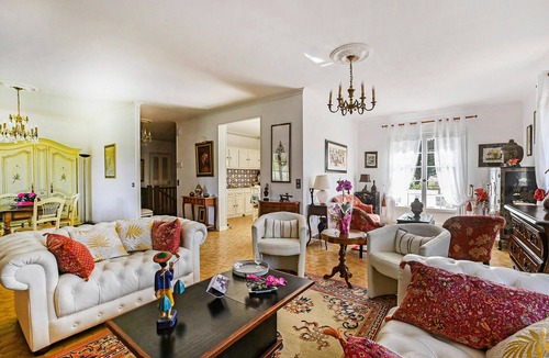 Saint-Julien-les-Rosiers House | Lovely home in Saint-Julien-les-Rosie
