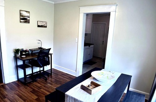 Old Irving Park House | Lovely Hidden Gem Near Downtown & Hospital