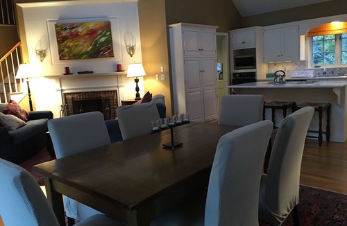 North Falmouth House | Lovely, historic Cape Cod home