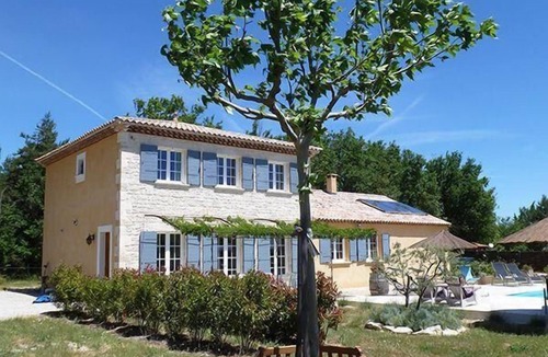 Simiane-la-Rotonde House | Lovely Holiday House in Simiane-La-Rotonde with Private Pool