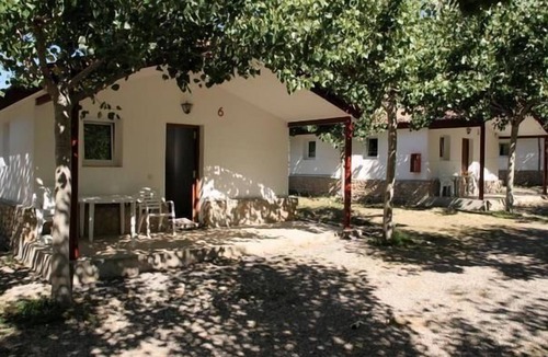 La Puebla de Roda House | Lovely Holiday House in Isábena with Common Pool