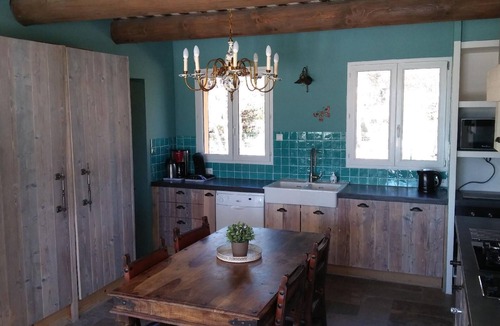 Simiane-la-Rotonde House | Lovely Holiday House in Simiane-La-Rotonde with Private Pool