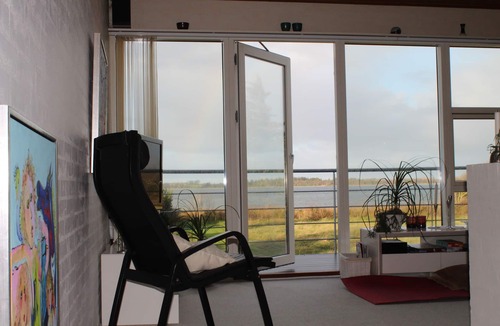Nykobing Mors House | Lovely holiday house located at the 1st row close to the beach. Free Wi-fi.