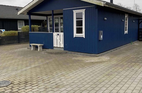 Bjert House | Lovely holiday home close to the water