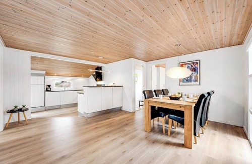 Sondervig Cottage | Lovely holiday home with an outdoor sauna and a 6-person outdoor spa - 1023