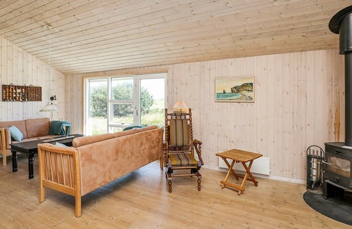 Lild Strand House | Lovely Holiday Home in Frostrup with Sauna