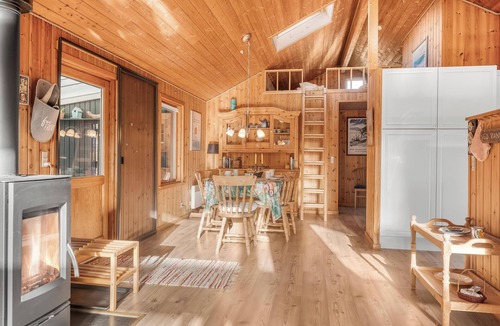 Ronbjerg House | Lovely holiday home in scenic surroundings only 300 meters from the Fjord.