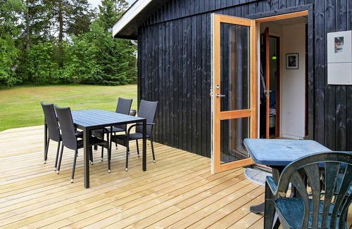 Hou House | Lovely Holiday Home in Jutland near Sea