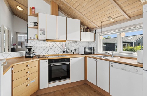 Frolunde House | Lovely holiday home panoramic view over the sea