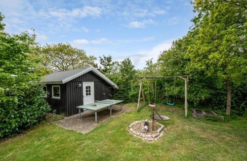 Skjern House | Lovely Holiday Home With Modern Facilities And Fenced Grounds