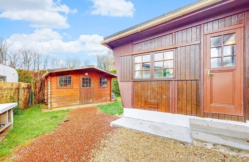 Egriselles-le-Bocage House | Lovely home in égriselles-le-bocage with WiFi