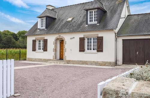 Pleherel-Plage-Vieux-Bourg House | Lovely home in Sables d'or les Pins