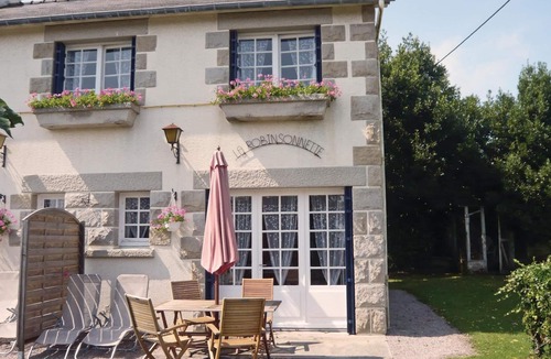 Saint-Cast-le-Guildo House | Lovely home in Saint Cast Le Guildo with WiFi