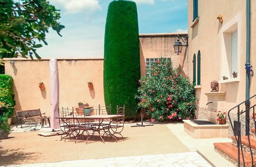 Malemort-du-Comtat House | Lovely home in Malemort-du-Comtat